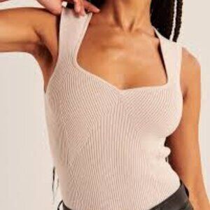 abercrombie & fitch sweetheart neckline tank top